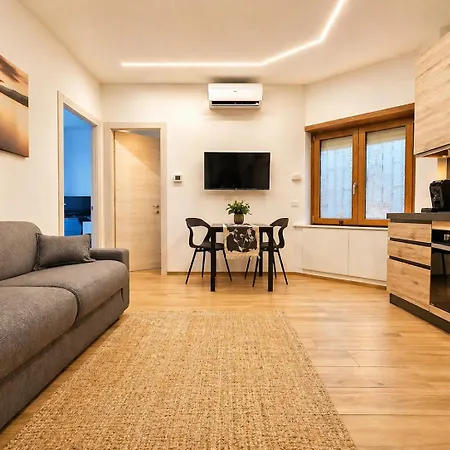 Apartament Bonomar *