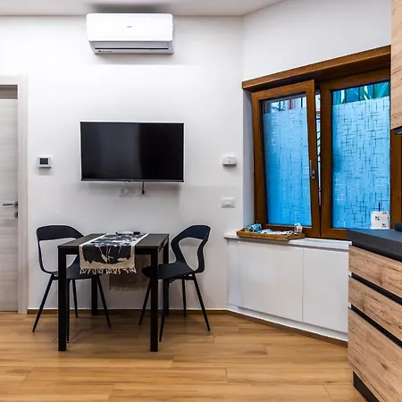 Apartment Bonomar *